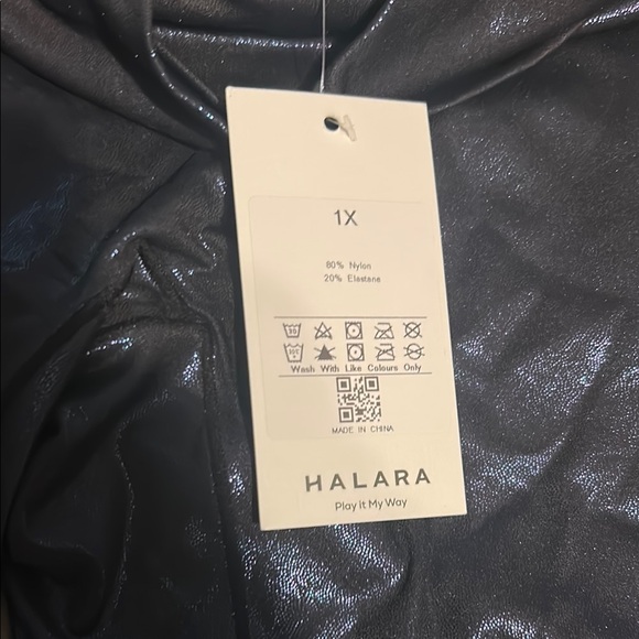 HALARA Shiny Midnight Leggings Sleek Tapered Design Size 1X New With Tags - Picture 5 of 7